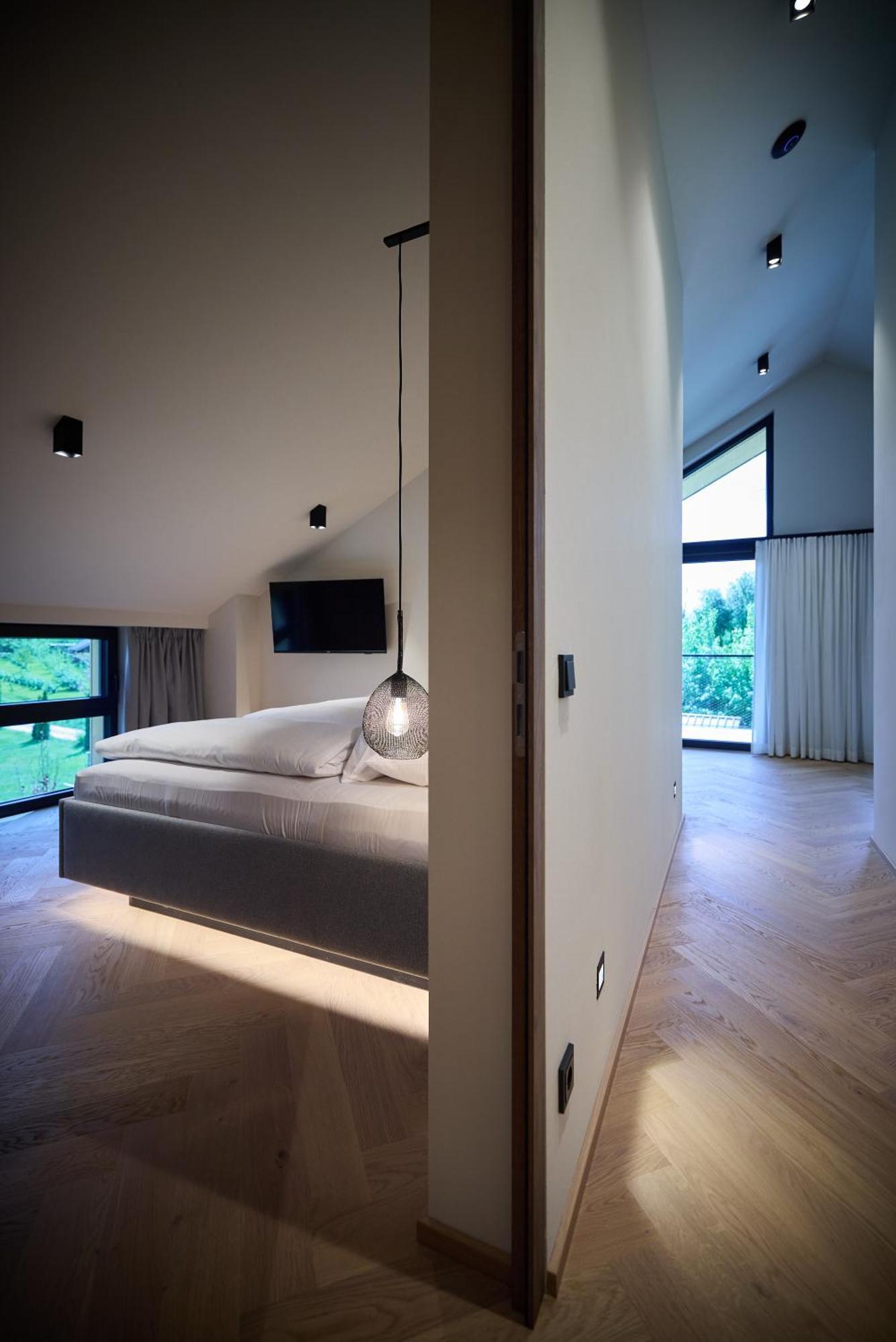 Gerl Homes - Adults Only
